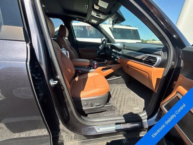 Used 2025 Kia Telluride SX X-Line AWD/4WD image 12