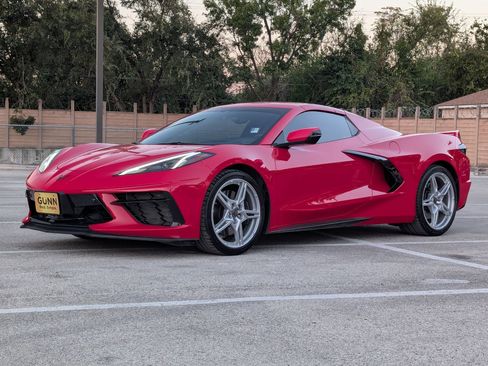 Used 2023 Chevrolet Corvette Stingray Premium Conv w/ Z51 Performance Package image 17