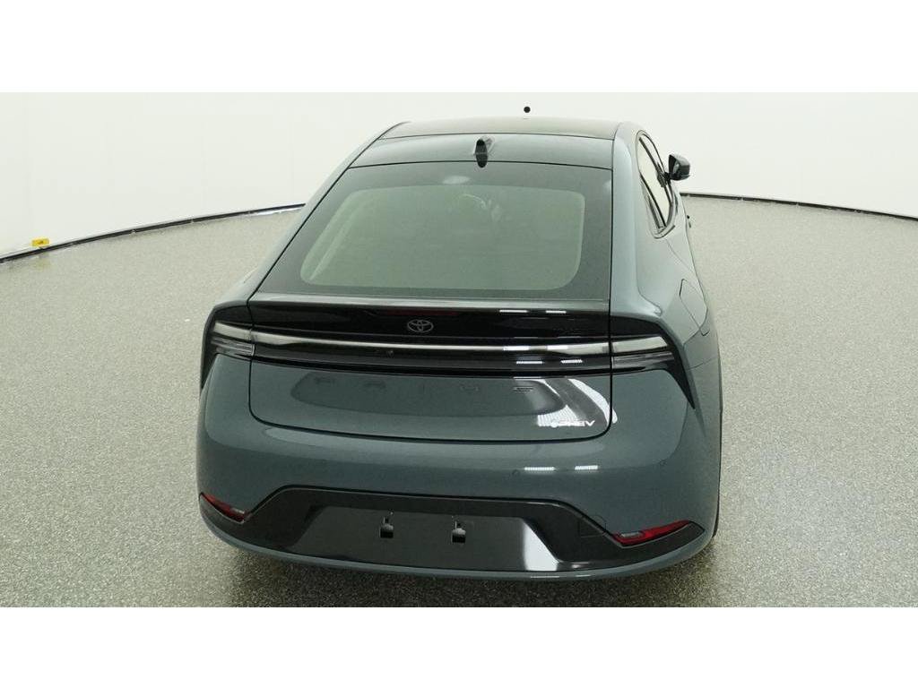 New 2026 Toyota Prius Plug-In Hybrid FWD image 7