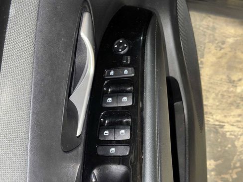 Used 2022 Hyundai Santa Cruz Limited image 23