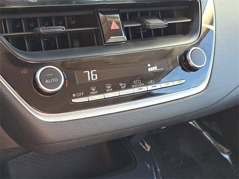 Used 2024 Toyota Corolla LE image 15