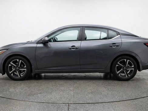 Used 2025 Nissan Sentra SV FWD image 4