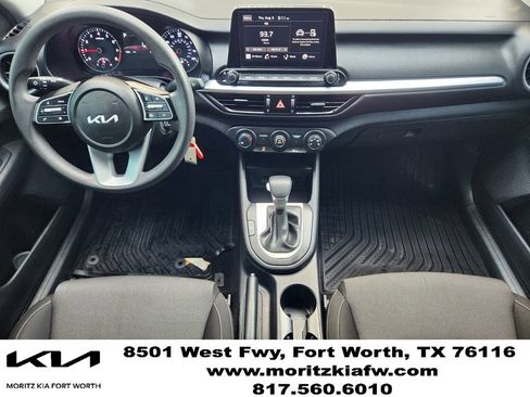 Certified 2022 Kia Forte LXS w/ LXS Technology Package FWD image 24