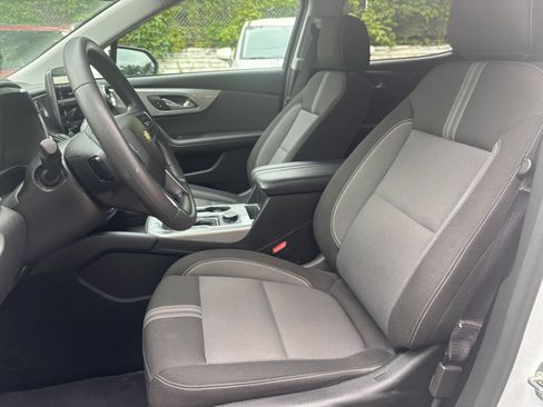 Used 2025 Chevrolet Blazer LT FWD image 36