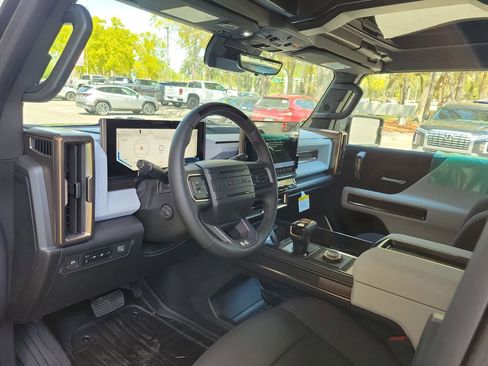 New 2025 GMC Hummer EV 3X image 8