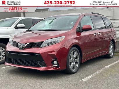 Used 2018 Toyota Sienna SE