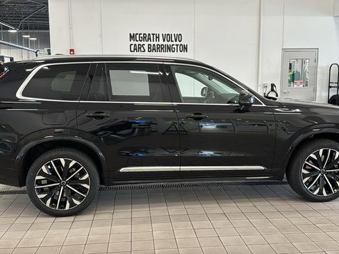 New 2026 Volvo XC90 T8 Ultra w/ Lounge Package AWD/4WD image 4