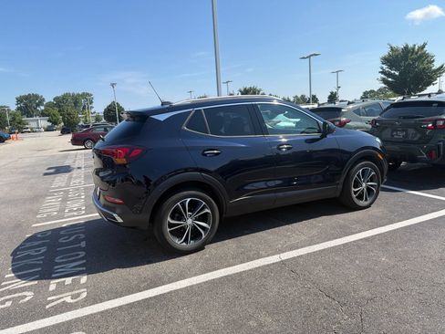 Used 2020 Buick Encore GX Essence FWD image 13