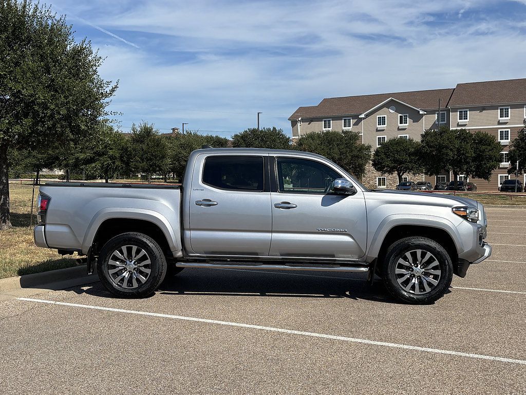 Used 2020 Toyota Tacoma Limited RWD image 6