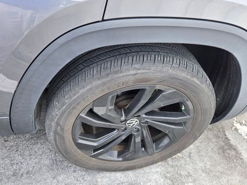 Used 2022 Volkswagen Atlas SE w/ Black Wheel Package image 6