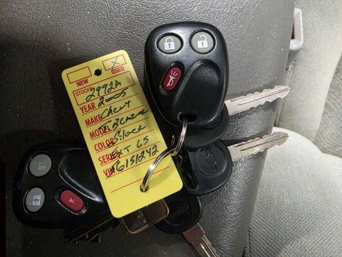 Used 2005 Chevrolet TrailBlazer EXT 4WD w/ LS Preferred Equipment Group image 28