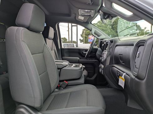 New 2026 Chevrolet Silverado 2500 Custom w/ Custom Value Package image 32