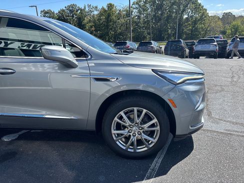 Used 2023 Buick Enclave Premium w/ Experience Buick Package image 5