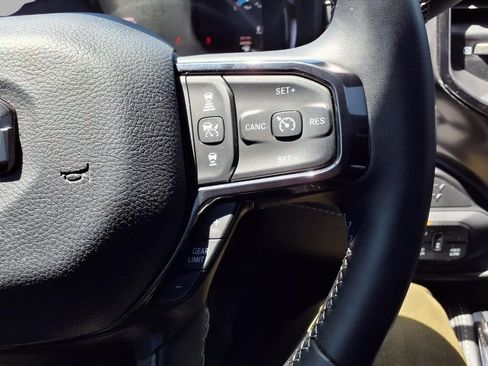 Certified 2025 RAM 3500 Limited AWD/4WD image 14