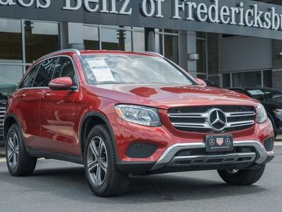 Used 2019 Mercedes-Benz GLC 300 w/ Parking Assistance Package