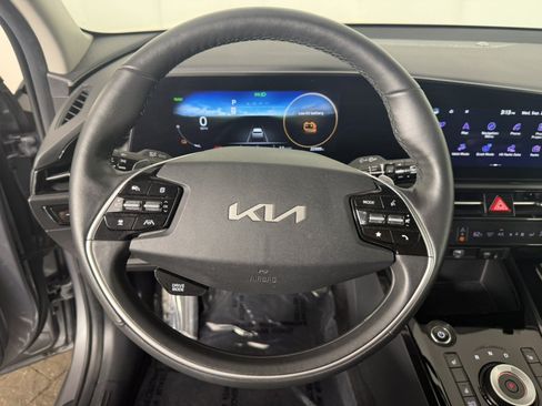Used 2023 Kia Niro Wind w/ Wind Preserve Package FWD image 20
