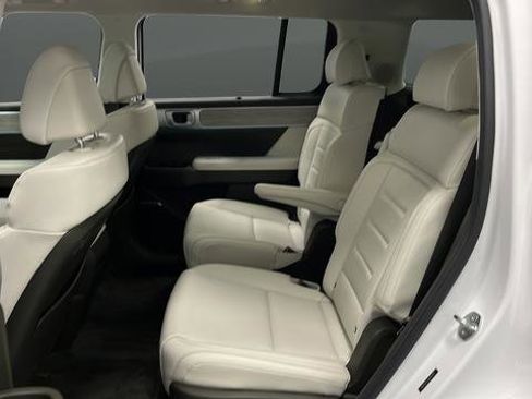 Used 2024 Hyundai Santa Fe Calligraphy AWD/4WD image 22