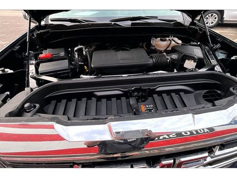 Used 2025 GMC Sierra 1500 SLT image 10