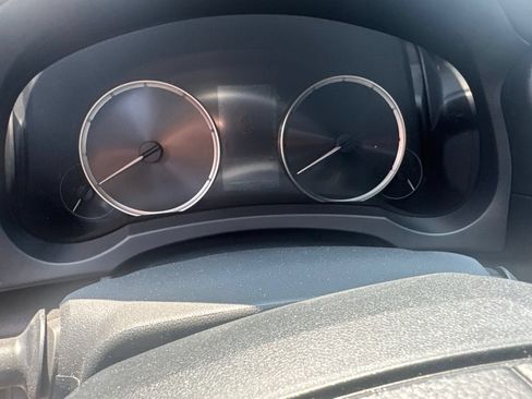 Used 2025 Lexus IS 350 F Sport RWD image 9