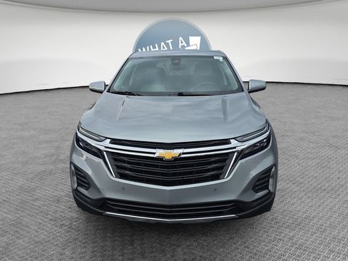 Used 2023 Chevrolet Equinox LT FWD image 9