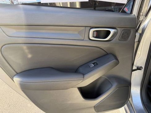 Used 2023 Honda Civic EX-L image 27