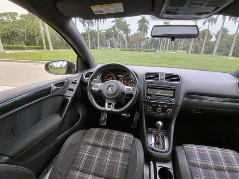 Used 2014 Volkswagen GTI Wolfsburg Edition FWD image 26