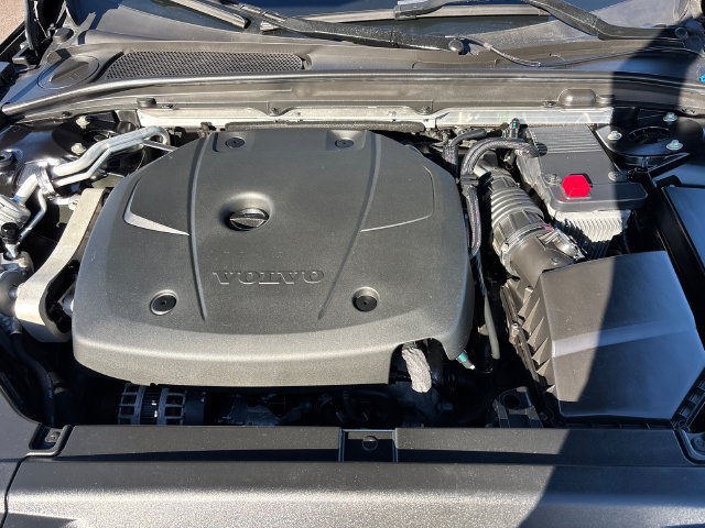 Used 2018 Volvo S90 T6 Momentum w/ Convenience Package AWD/4WD image 30