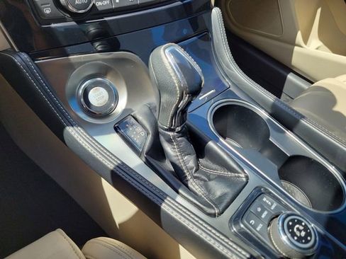 Used 2018 Nissan Maxima Platinum FWD image 30