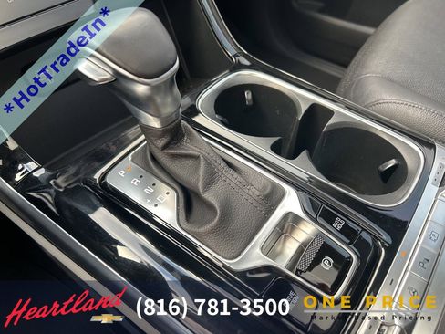 Used 2022 Kia Carnival SX Prestige image 37