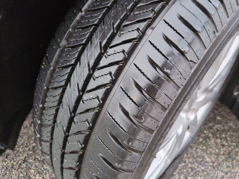 Used 2023 Audi A4 2.0T Premium w/ Convenience Package image 12