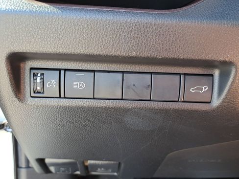 Certified 2019 Toyota RAV4 Limited image 30