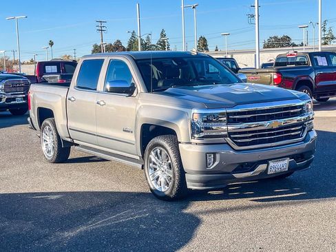Used 2017 Chevrolet Silverado 1500 High Country image 5