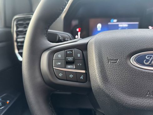 New 2025 Ford Ranger XLT w/ Equipment Group 301A High image 18