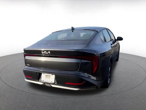 Used 2025 Kia K4 LXS image 15