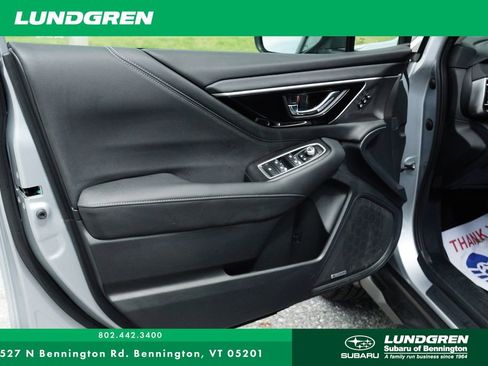 Used 2022 Subaru Outback Limited AWD/4WD image 9