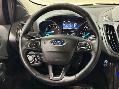 Used 2017 Ford Escape Titanium AWD/4WD image 23