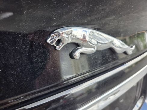Used 2014 Jaguar XKR R RWD image 4