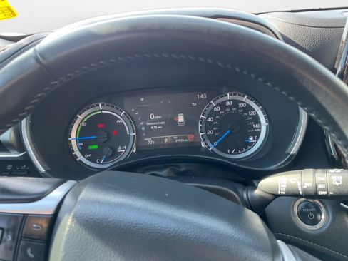 Certified 2025 Toyota Highlander XLE image 14