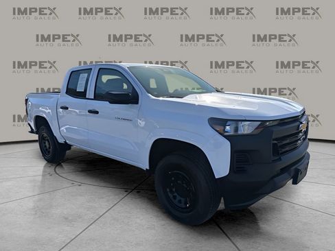 Used 2023 Chevrolet Colorado W/T image 7