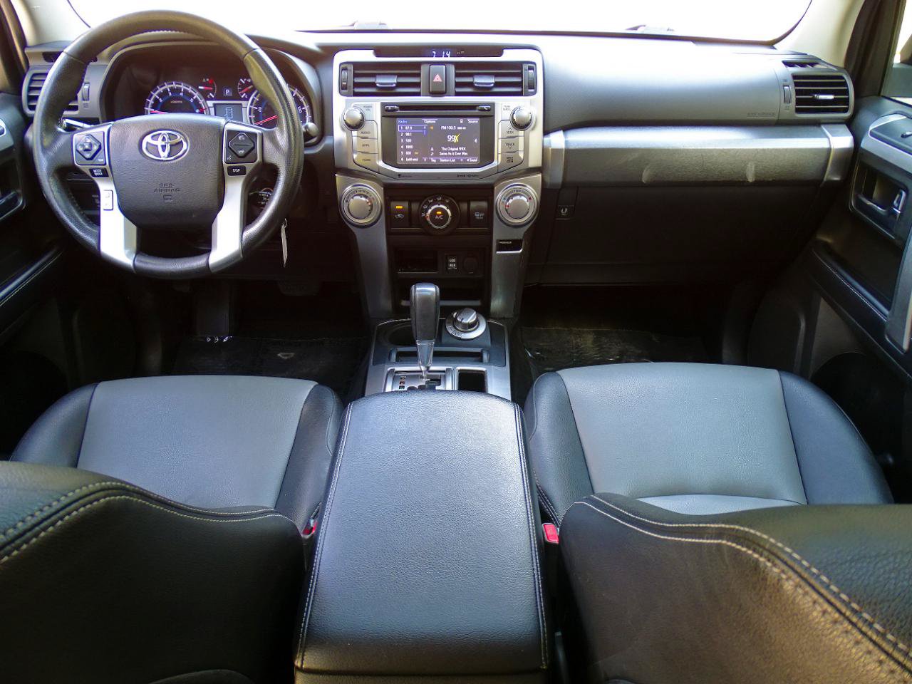 Used 2017 Toyota 4Runner SR5 Premium AWD/4WD image 28