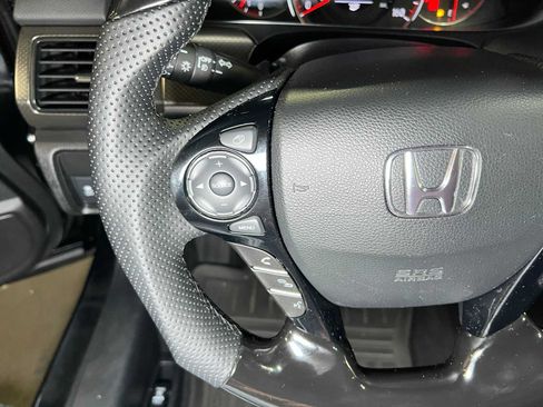 Used 2016 Honda Accord EX image 25