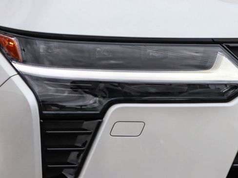 Used 2025 Lexus GX 550 AWD/4WD image 4