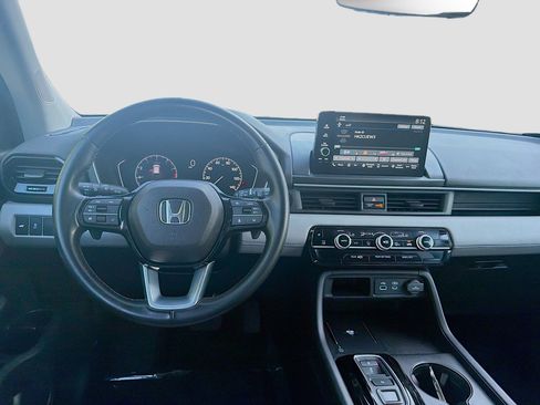 Certified 2025 Honda Pilot EX-L image 20