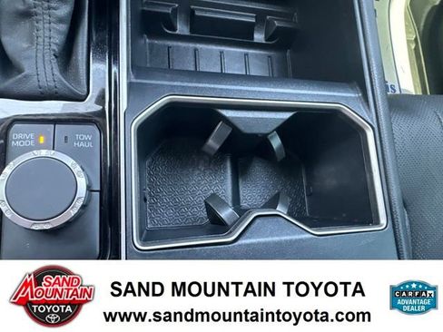 Used 2024 Toyota Tundra Limited AWD/4WD image 19