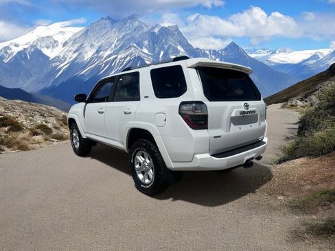 Used 2024 Toyota 4Runner SR5 Premium w/ Moonroof Package image 3