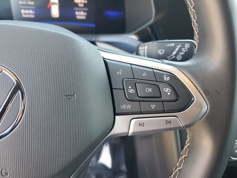 Used 2022 Volkswagen Taos SE w/ IQ.Drive SE Package AWD/4WD image 22