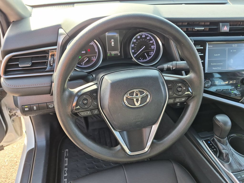 Used 2019 Toyota Camry LE FWD image 11
