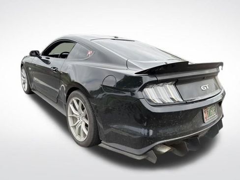 Used 2017 Ford Mustang GT Premium RWD image 8