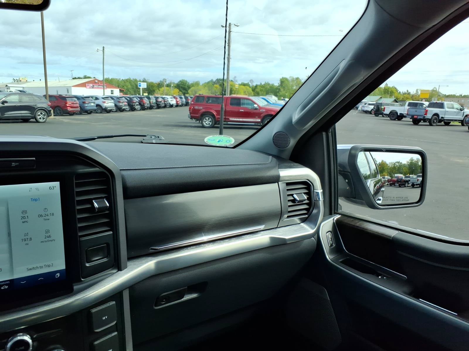 Used 2022 Ford F150 Lariat w/ Equipment Group 502A High AWD/4WD image 21