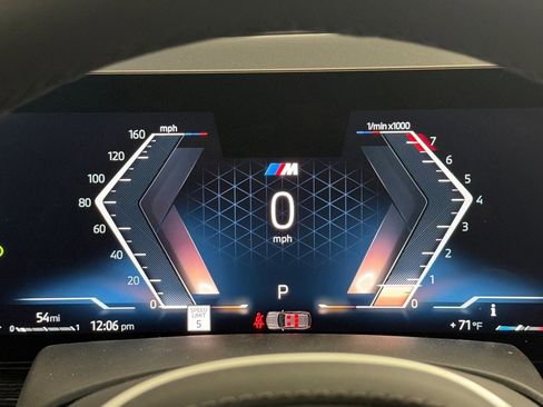 New 2026 BMW X7 xDrive40i w/ M Sport Package AWD/4WD image 18